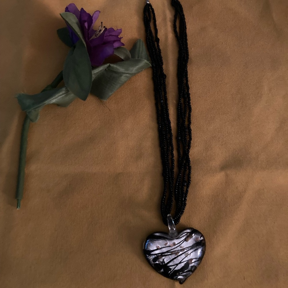 Black heart stranded necklace